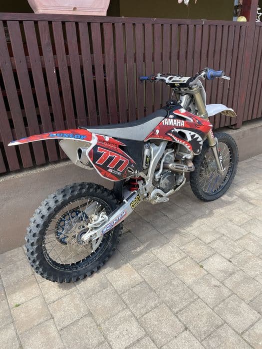 Vând cross yamaha yz450f