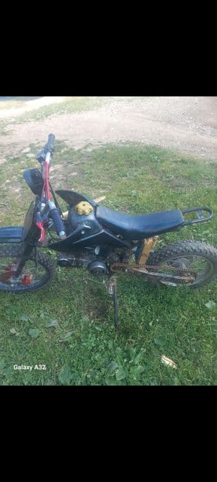 De vanzare cross și scuter