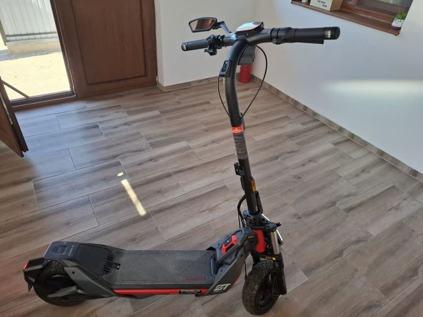 Trotineta electrica NINEBOOT SEGWAY ZT3 PRO