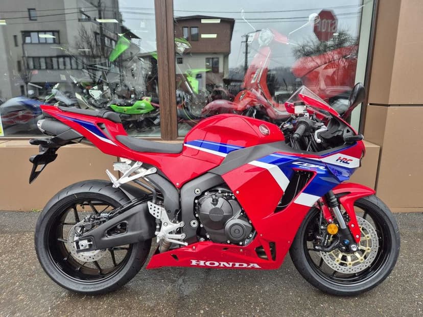 Honda CBR 600 RR Nou ~ Garantie internationala ~ Rate ~
