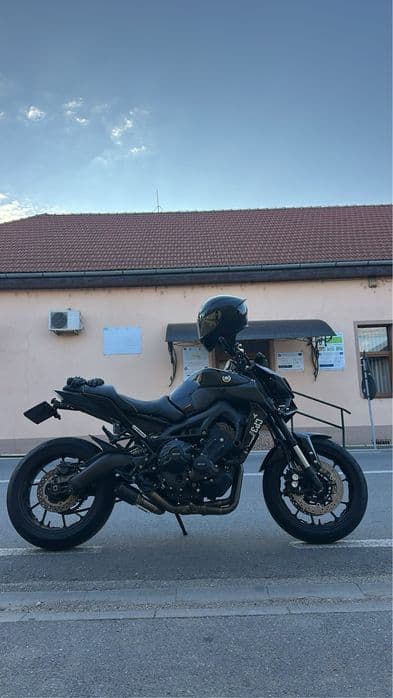 Yamaha MT09 full black