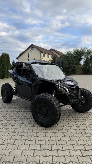 Can-am maverick x3 xrs turbo rr