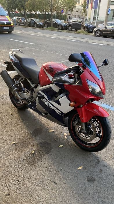 Honda CBR 600 F4i