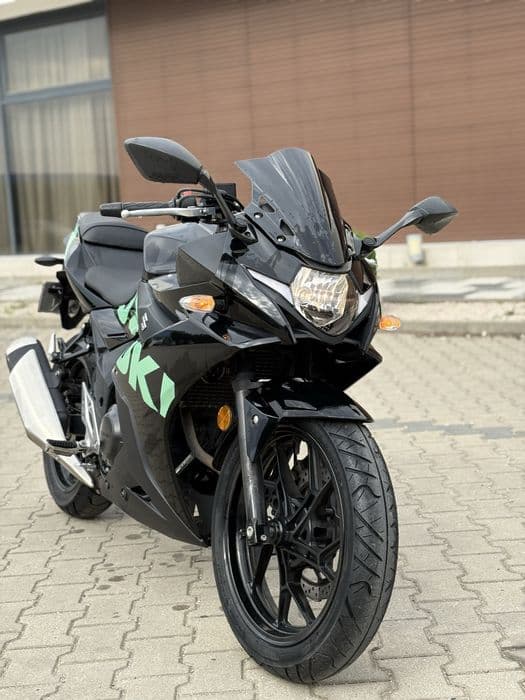 Suzuki GSX 250 R 2019 ABS fata-spate (cat A2)