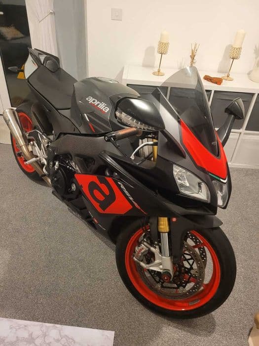 Aprilia rsv4 rr 2019