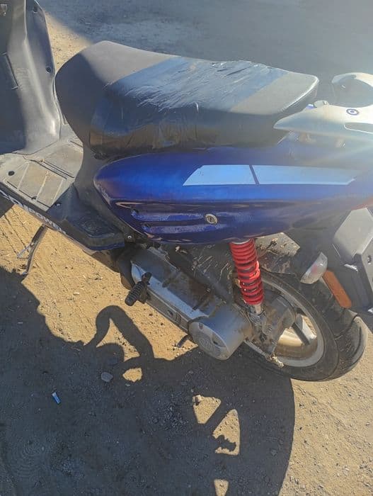 Vând scuter 50cc in stare foarte buna