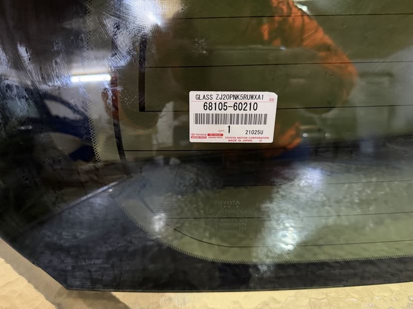 Geam luneta Toyota land cruiser