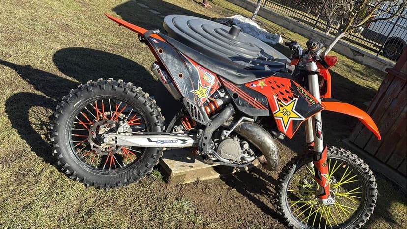 Vând ktm 125 exc 2t  an 2012