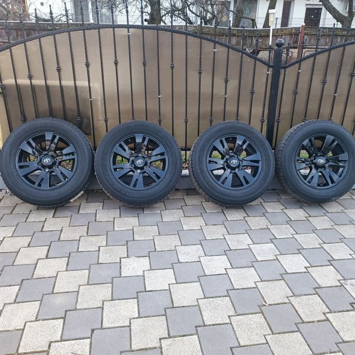 Roți originale Toyota Land Cruiser -Hilux R18