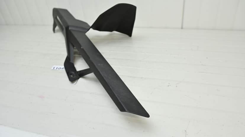 Plastic Protectie Lant BMW F900R F900XR 2019 - 2025