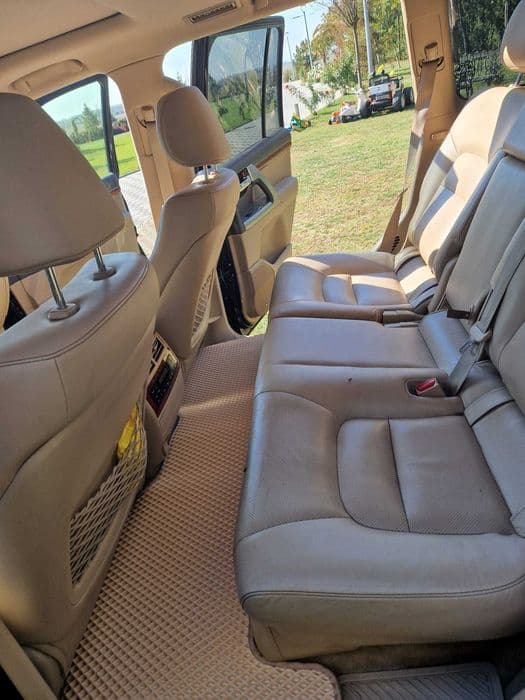 vand toyota land cruiser v 8 4.5 diesel 2013 accept variante