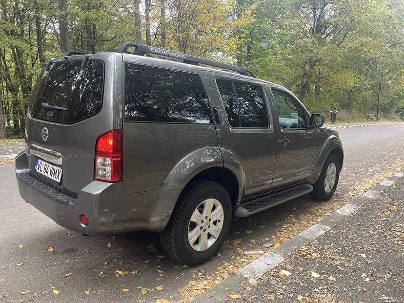 Nissan Pathfinder  R51  2.5TDI, 2009,  7 locuri, fără rugină