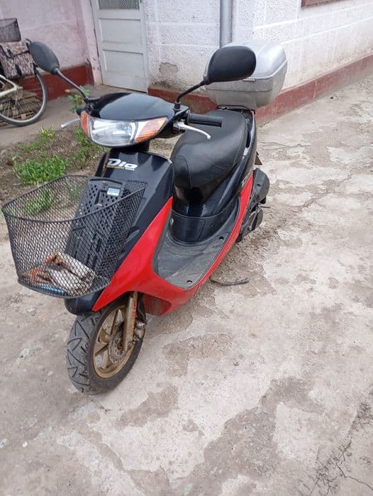 Vând scuter în stare de funcționare  marca Honda  Dio