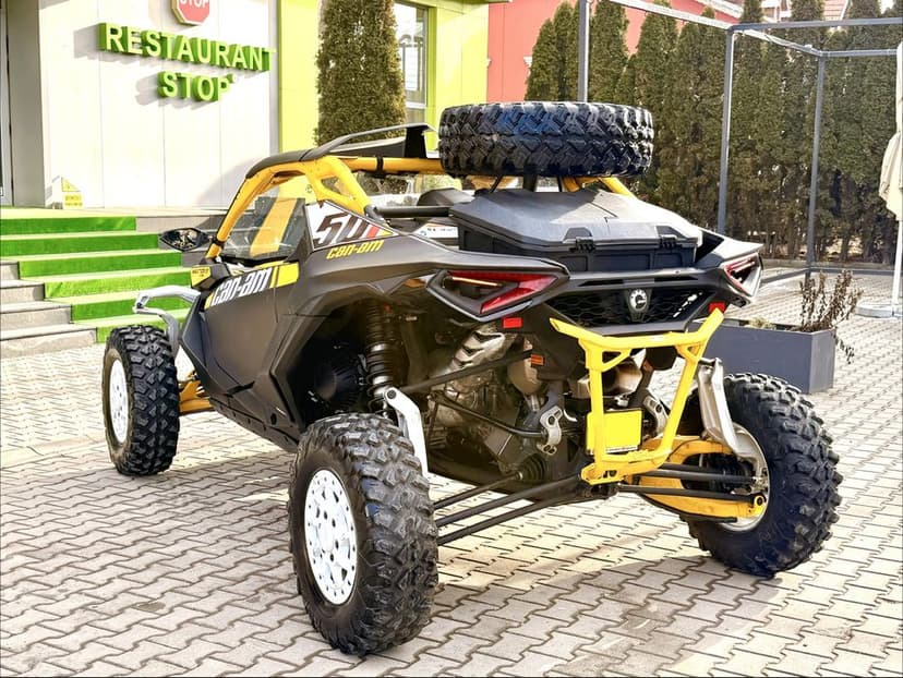 Can am Maverick  2025 TURBO RS 240 hp Accesorii 7500 Euro