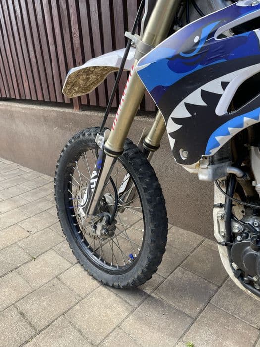 Vând cross yamaha yz450f