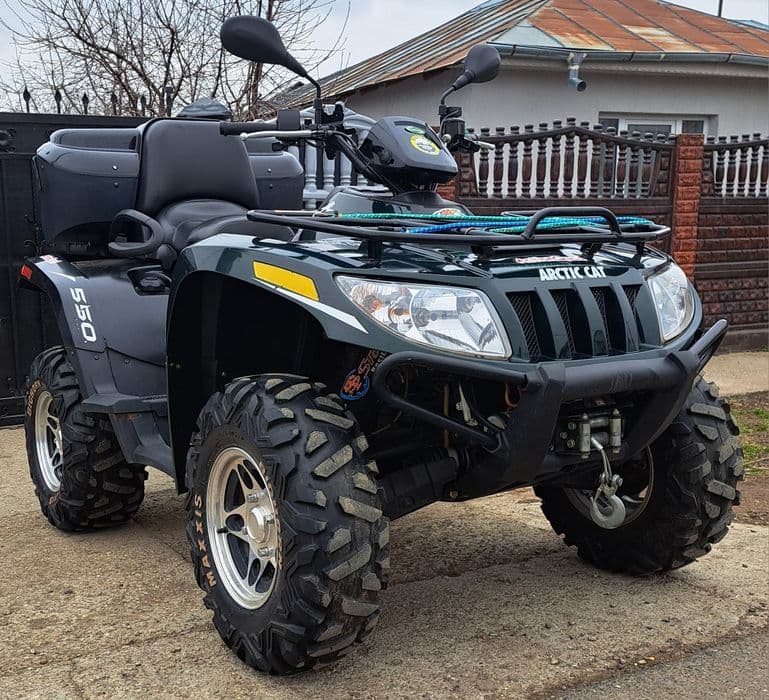 Atv arctic cat 550 efi,servo 2014 înmatriculat
