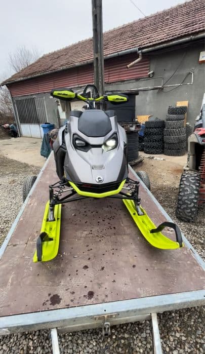 Ski-doo 850 -TABLETA-2023- 37 ORE