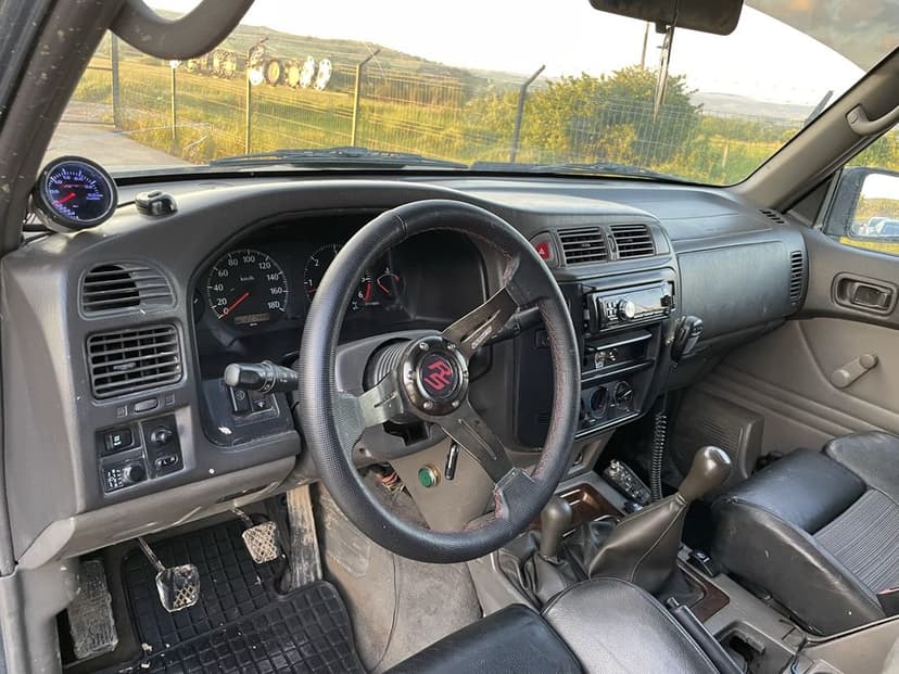 Scaune cu incalzire de bmw in patrol cu suporti