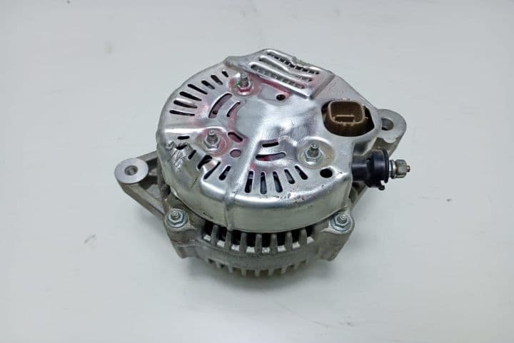 Generator alternator WGE185 Toyota Land Cruiser  seria