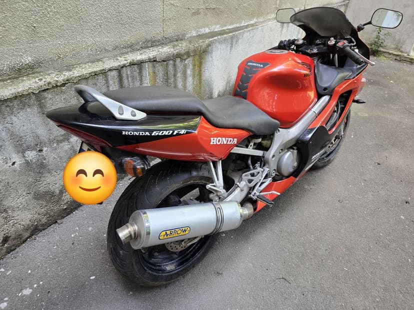 Vand Honda CBR 600 F4i 2001