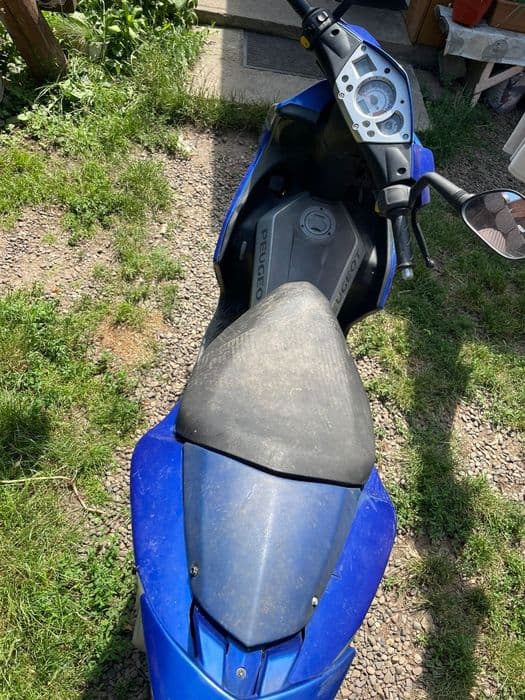 Vând scuter Peugeot jet force