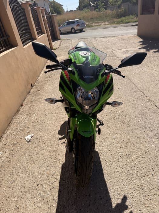 Kawasaki ninja 125 2024