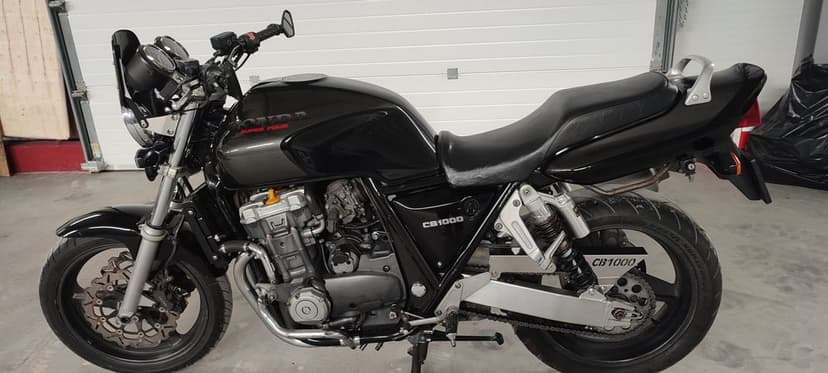 Vând Honda CB 1000F