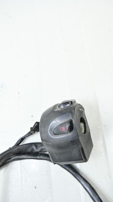 Yamaha FZ1 2006 - 2015  Bloc Comenzi Lumini Claxon Stanga