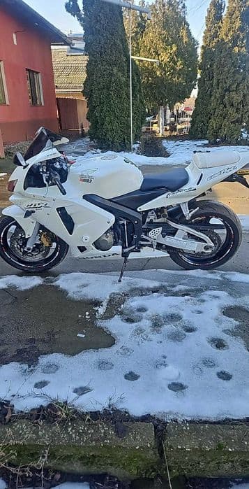 Vand honda cbr 600rr