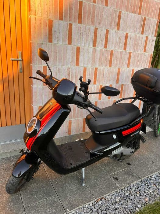 Vand scuter Niu M+ Sport 2021