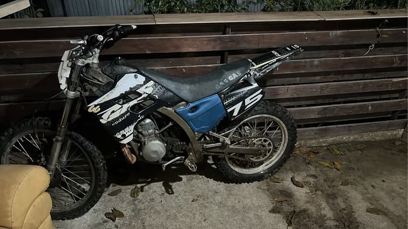 De vănzare atv 300 si un cross