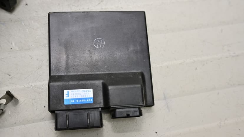 Set Contact Chei Calculator ECU CDI Buson Rezervor Yamaha R1M 2015 -