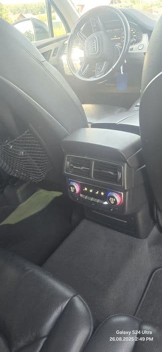 Vand Audi Q7 anul2018,sau schimb cu buldoexcavator