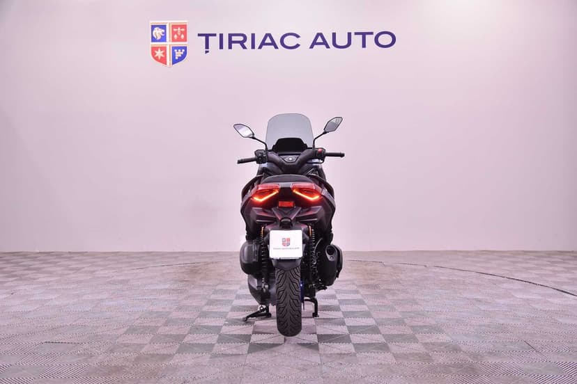 Yamaha XMAX 300, 125cc