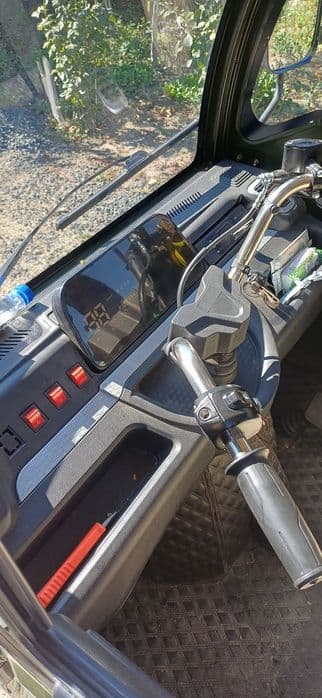 Triciclu electric cu cabina dubla și bena