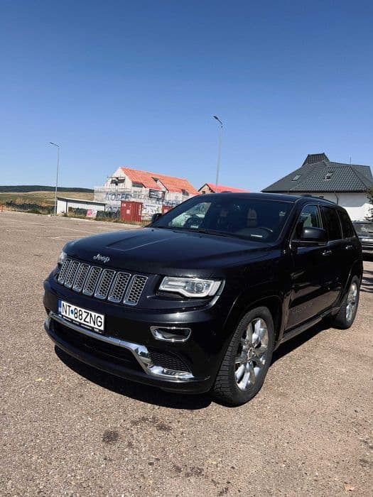 Jeep Grand Cherokee WK2 SUMMIT