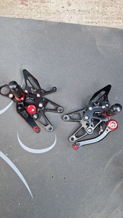 BMW S1000RR si S1000R diferite piese