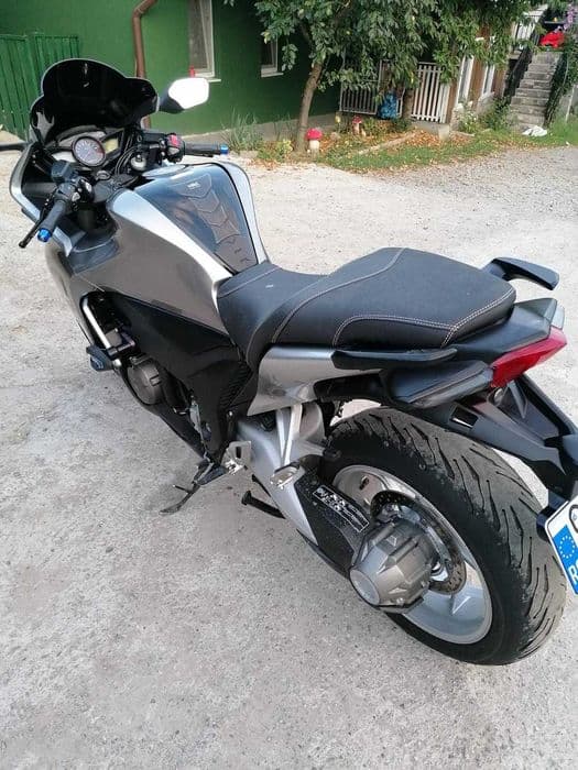 Honda vfr 1200 schimb