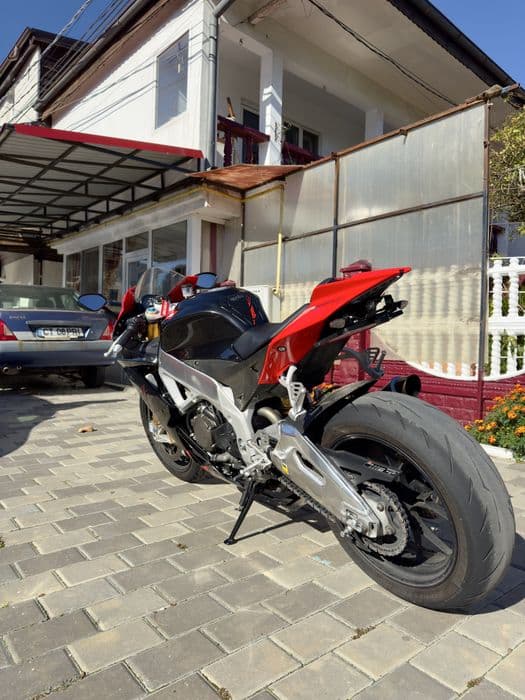 Aprilia rsv4 Factory APRC