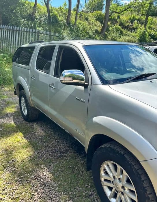 Dezmembrez Toyota Hilux 3.0 1KD-FTV 2012-2015