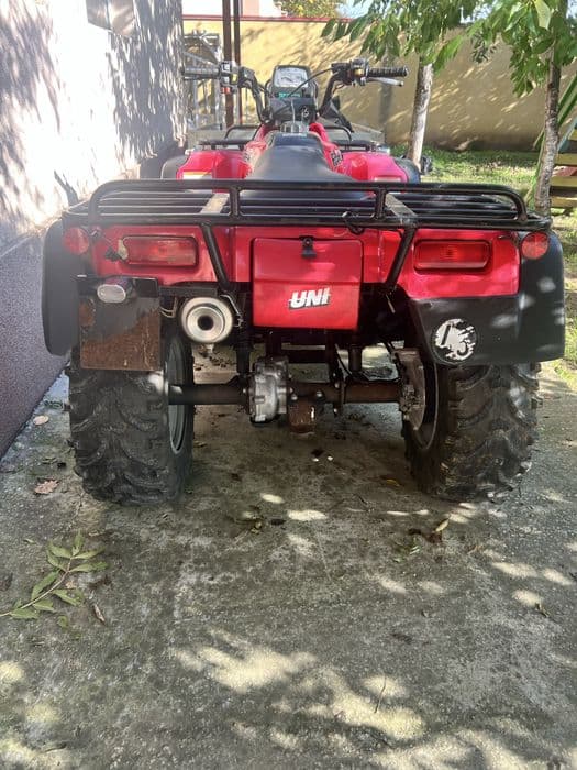 Vand atv Honda in stare buna