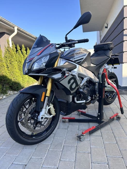 Aprilia Tuono V4 RR APRC 2016