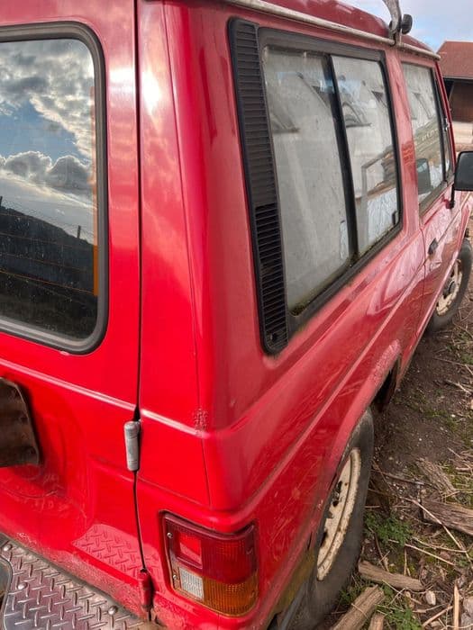 Mitsubishi Pajero 2.5 TDI 95CP – 4x4 mic/mare + blocant spate