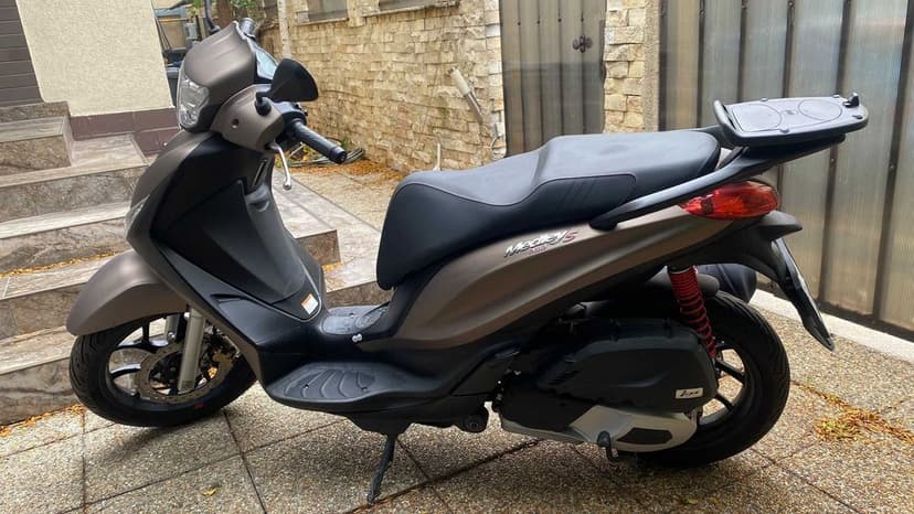 Piaggio Medley 125 S, 2024, 1500 Km, impecabil