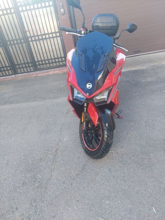 de vanzare sym jet x 125