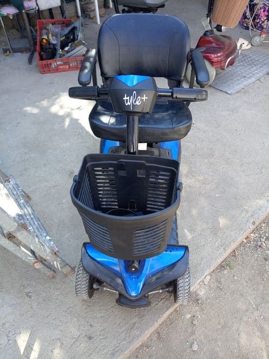 Vând scuter electric