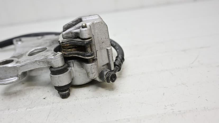 Etrier Frana Spate Cu Pompa Frana Honda CBR900RR / 919RR 1996 - 1999