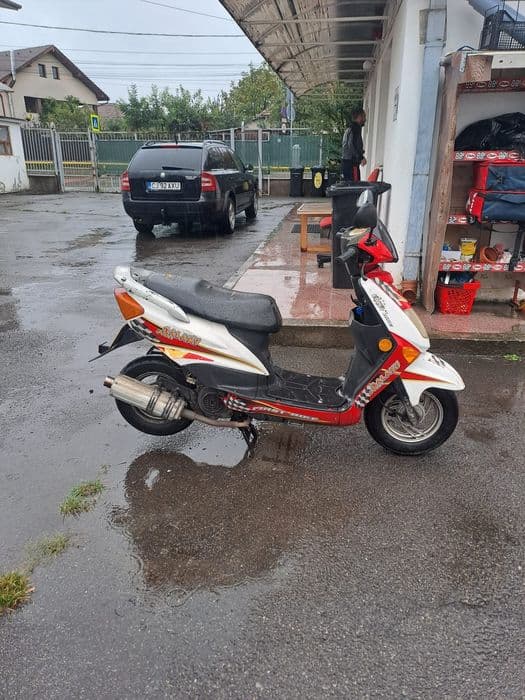 Vând scuter galaxy 49cc