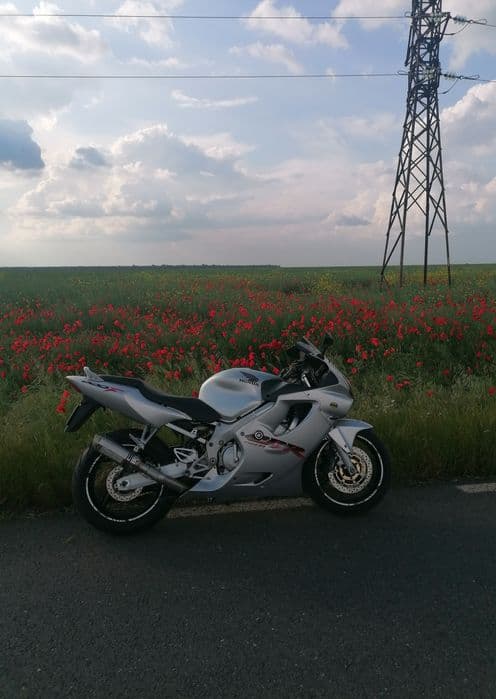 Honda CBR F4i (injecție)