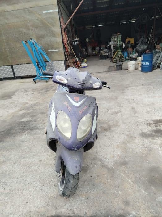 Vând scuter rich 50cc